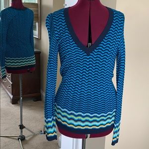 Missoni v-neck lightweight wave pattern sweater